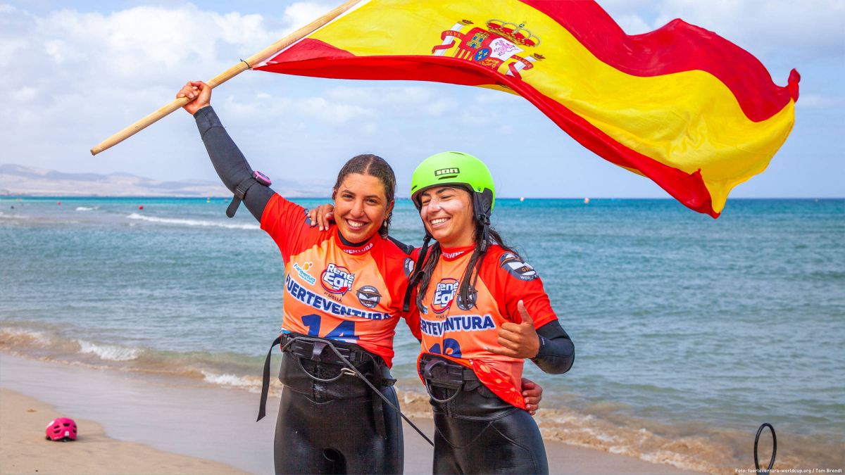 Nia Suardiaz und die drittplatzierte Mar de Arce