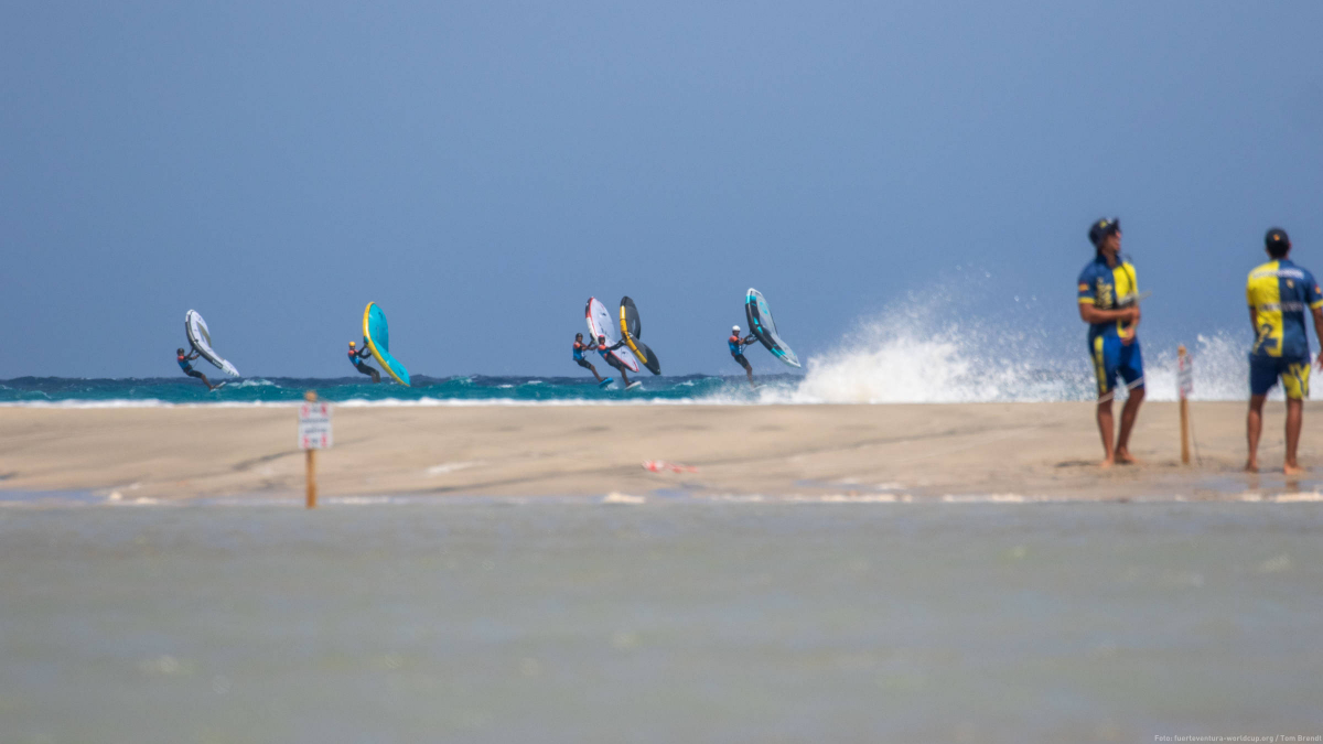 Wingfoil-Racing am Sotavento Beach